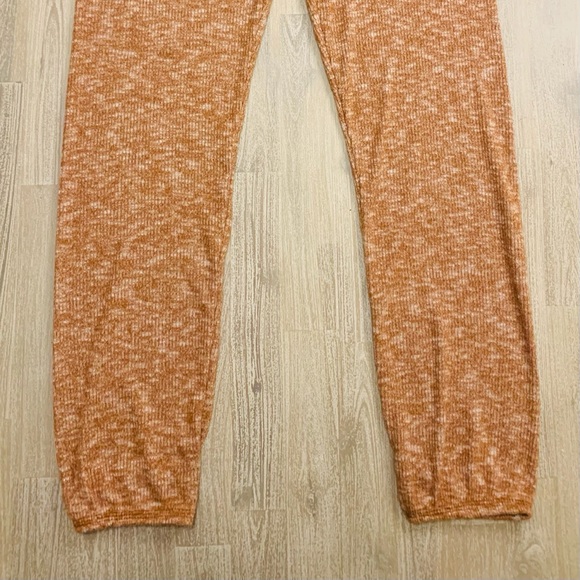 TREND COLOR! Brushed Rib Cozy Set NWOT - Picture 13 of 14